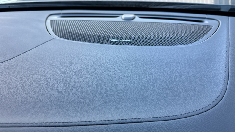 Volvo V90 2.0 T6 [350] RC PHEV Plus Dark 5dr AWD Auto Estate